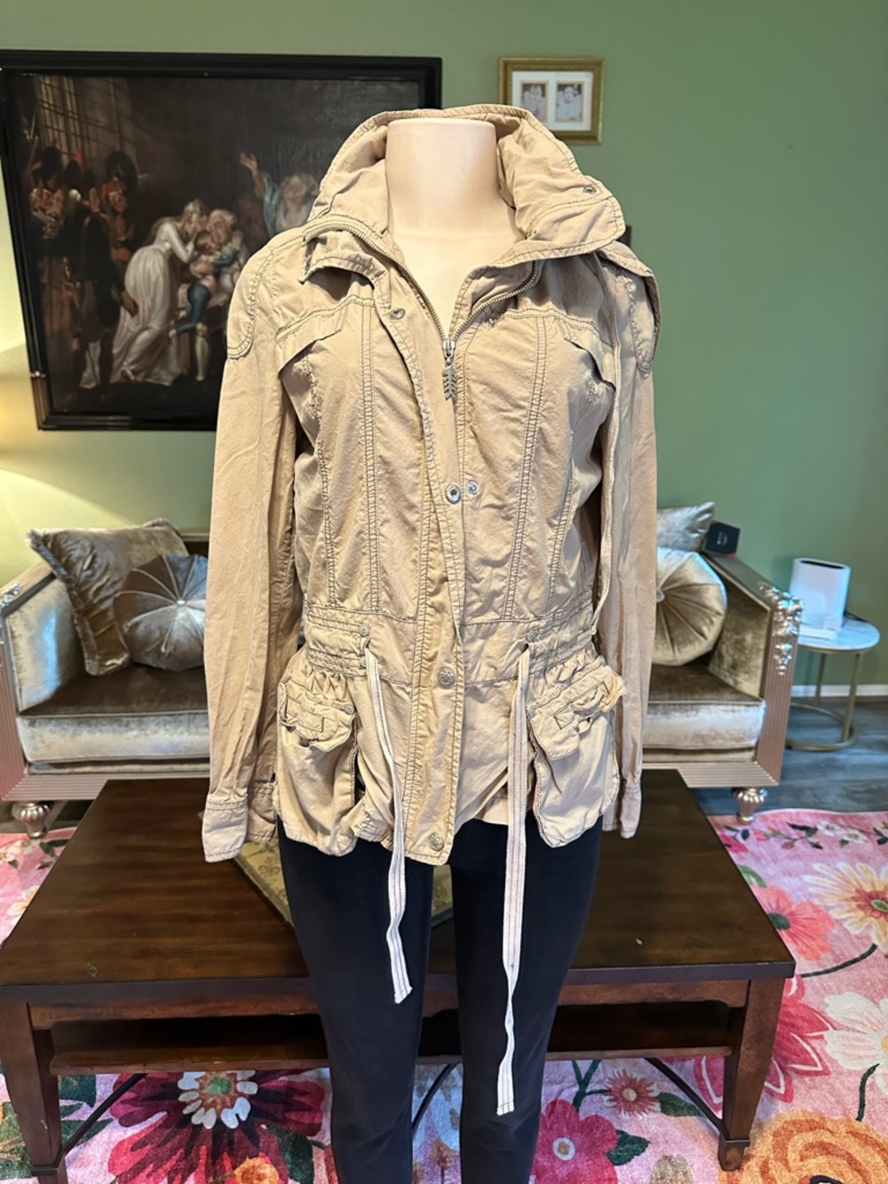 Women’s Utility Field Jacket in Taupe